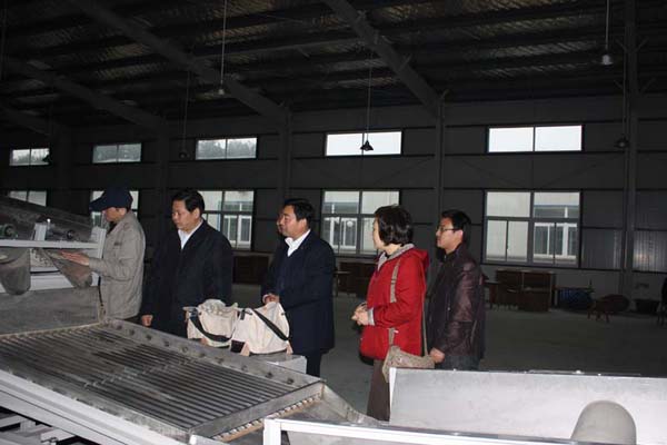 1472003593853406.jpg 淮南市委書(shū)記楊正超來(lái)六百里太平猴魁公司考察1.jpg