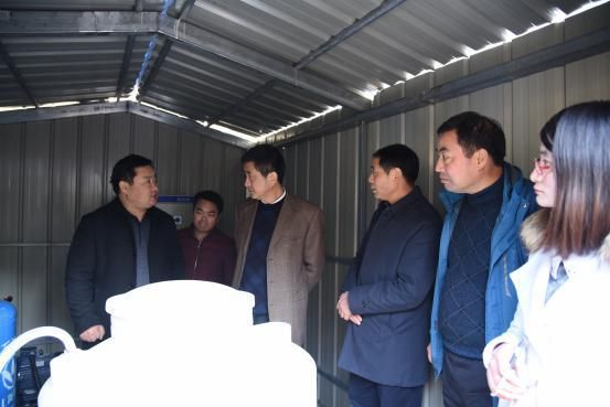 宛曉春一行到桃源基地考察.jpg 宛曉春一行到桃源基地考察.jpg