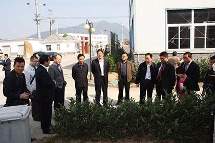 四川省質(zhì)監(jiān)局關(guān)注參觀六百里公司.jpg 四川省質(zhì)監(jiān)局關(guān)注參觀六百里公司.jpg